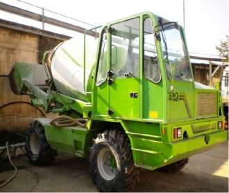 Гусеничный экскаватор Hitachi