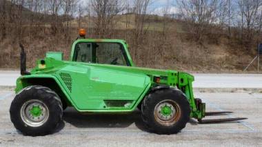 Телескопический погрузчик Merlo P 26-6 LP