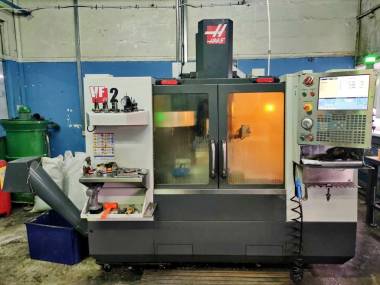 HAAS VF-2 ВЕРТИКАЛЬНЫЙ ОБРАБАТЫВАЮЩИЙ ЦЕНТР Б/У
