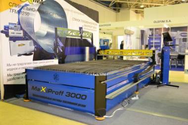 Плазморез с ЧПУ MAXIPROFF 3000 для изготовления воздуховодов и раскроя металла