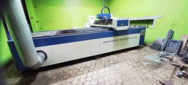 Продам оборудование б/у SENFENG SF3015G, Trumpf Trumatic L3050, BYSTRONIC Bystar