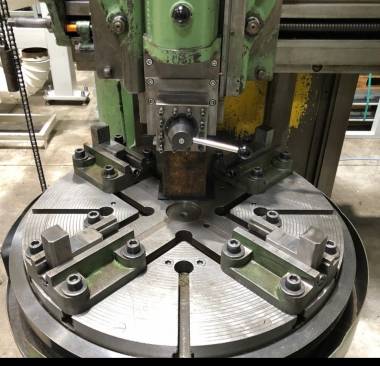 Токарно- карусельное оборудование .