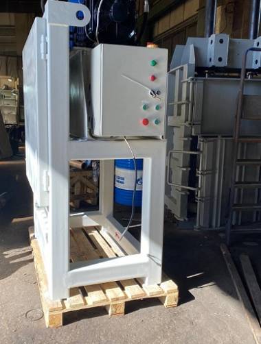 Гильотина для предварительного измельчения отходов производства перед шредирован