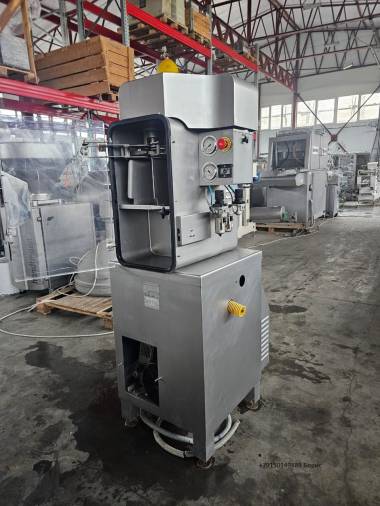 Клипсатор автомат Lorenzo Barroso Helvac H18