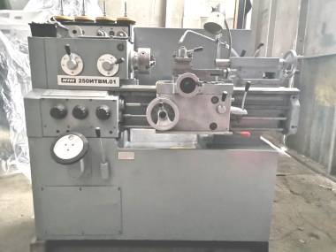 СТАНОК токарный ИЖ 250ИТВМ.01 из НИИ с ЦАНГАМИ