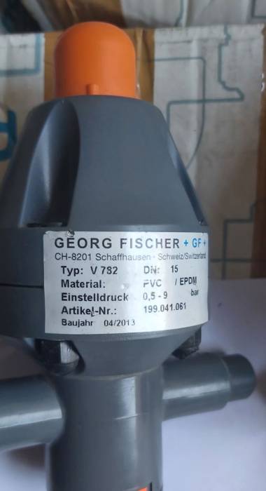 Клапан поддержания давления +GF+ тип V782 PVC DN15